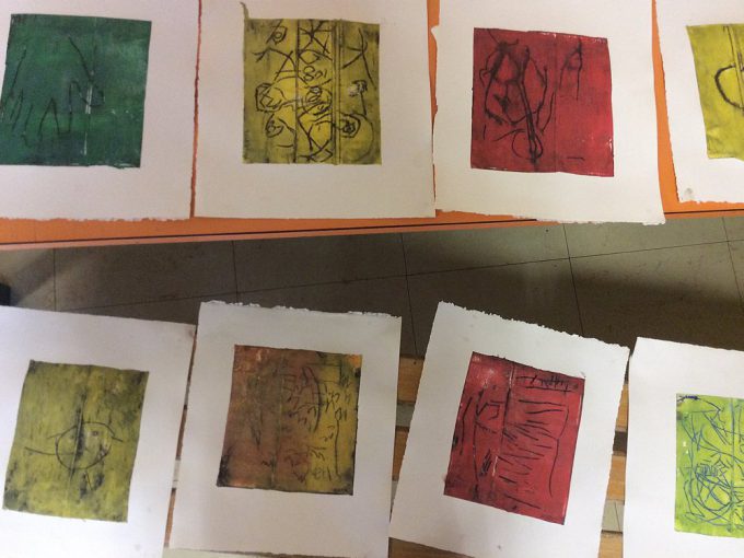 Tirages de gravures en école 2016
